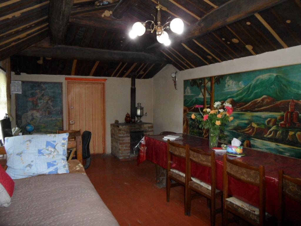 Barseghyan'S Guest House Vardenis Exteriör bild